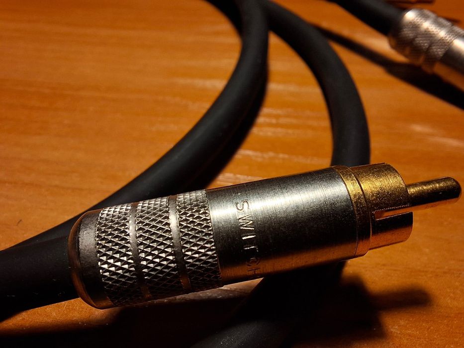 Cabluri audio RCA premium Belden 8412 / Switchcraft 3502AAU