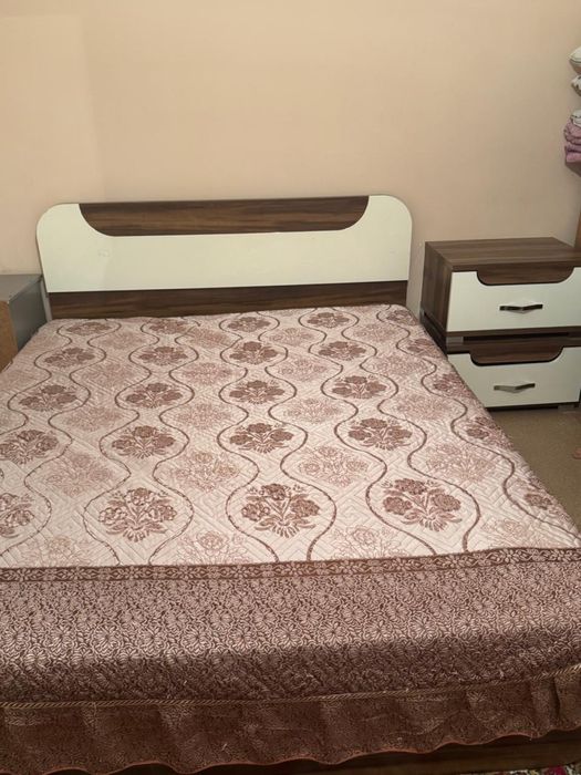 Двухспальный кровать с матрасом
