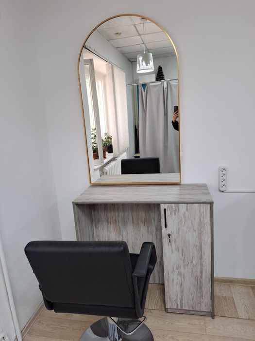 Сдаётся место парикмахера в Аренду