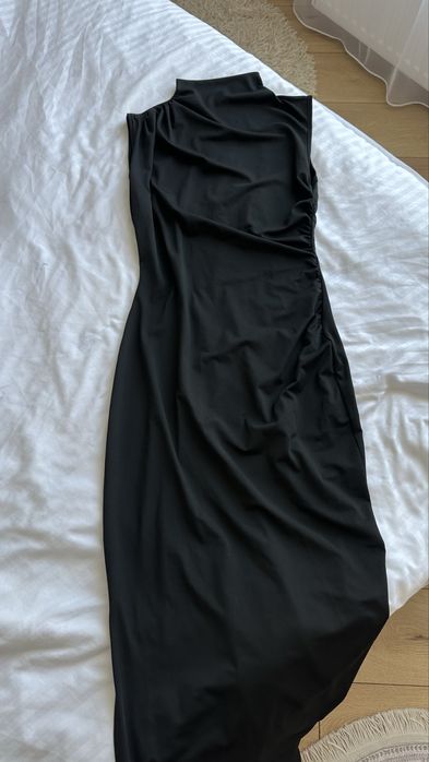 Платья женские разные