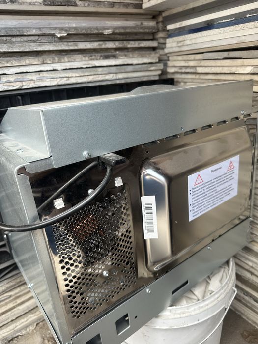 Микроволновка не рабочая Midea