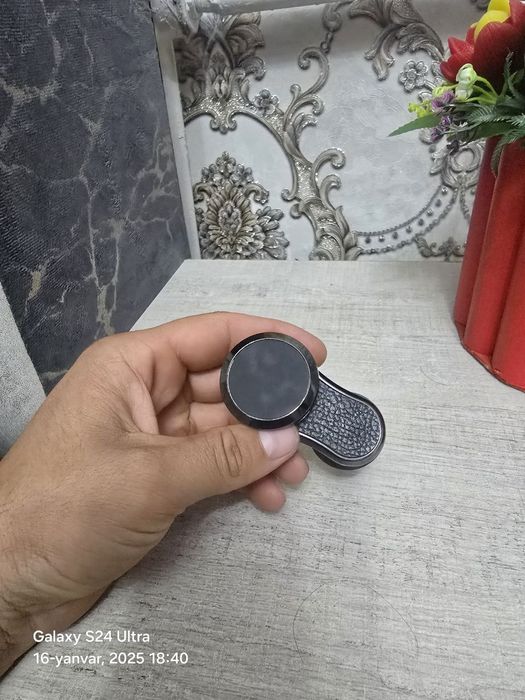 Moshenaga telfon ushlab turgich sotiladi