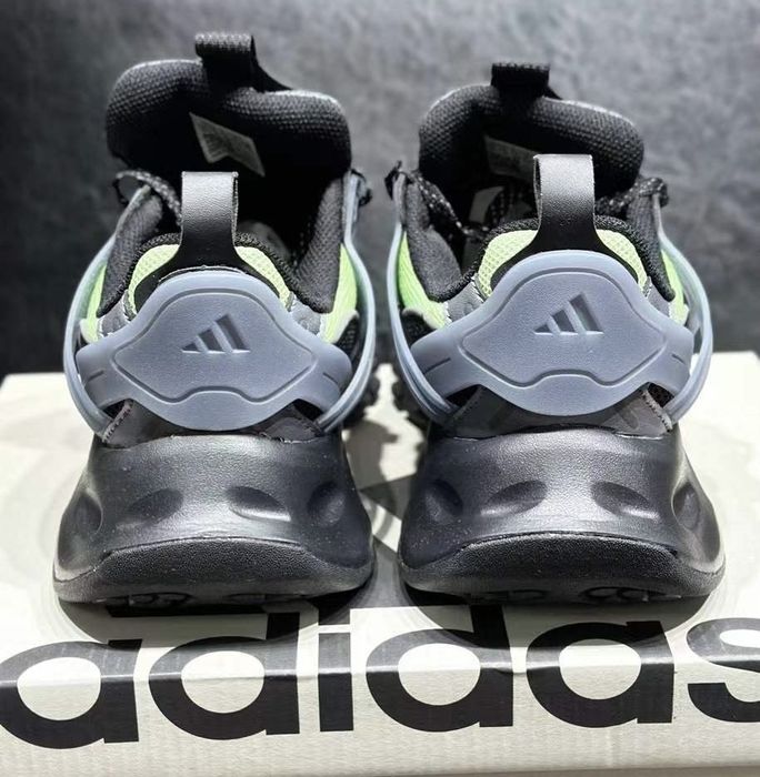 Нови мъжки маратонки Adidas XLG RUNNER DELUXE