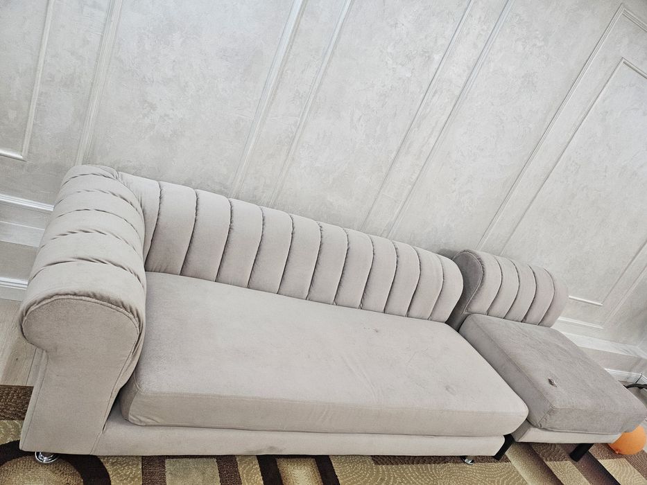 Диван с креслом продам