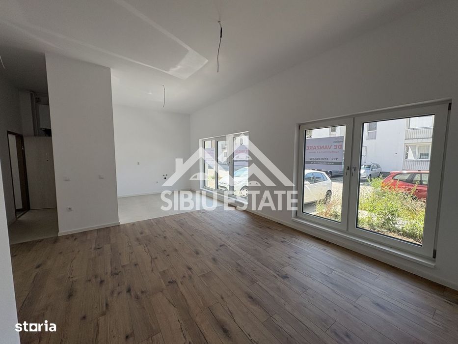 Apartament 3 camere la parter – ideal locuinta sau spatiu comercial — fotografia 1