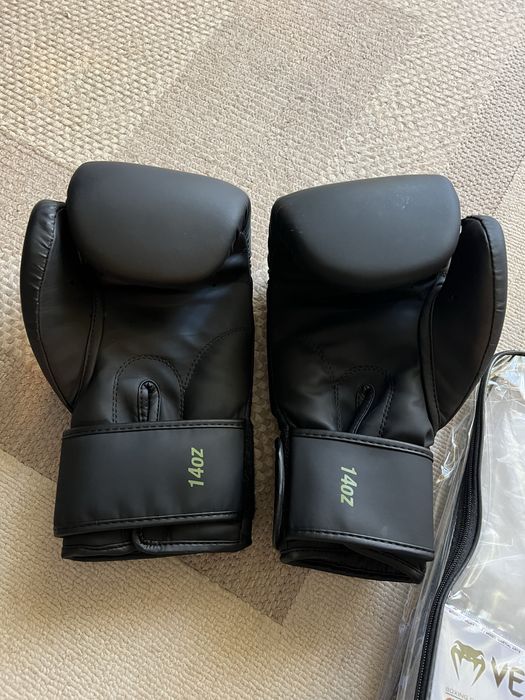 Manusi Venum  BOX/KICK/MMA