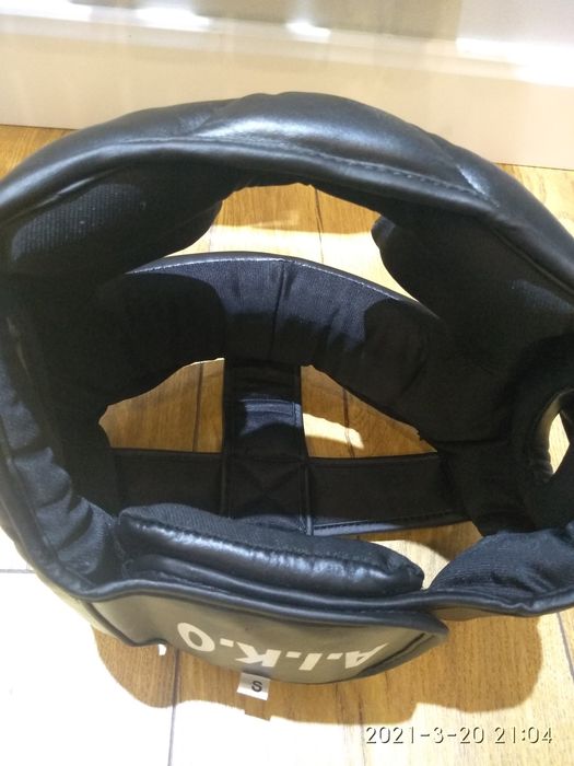 Шлем  для  каратэ