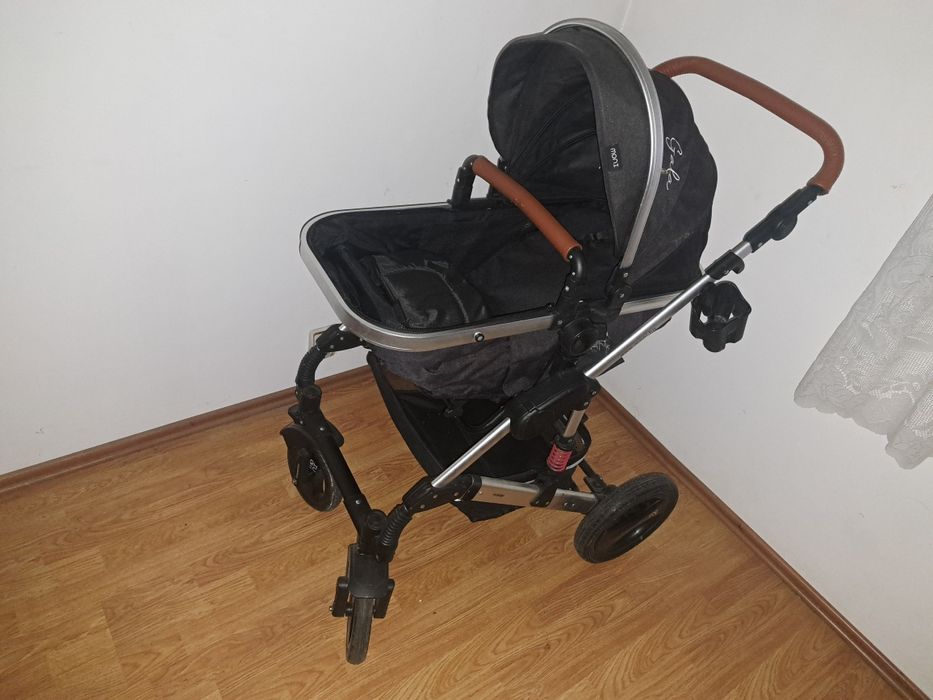 Carucior copil - firma Gala - cu suspensii