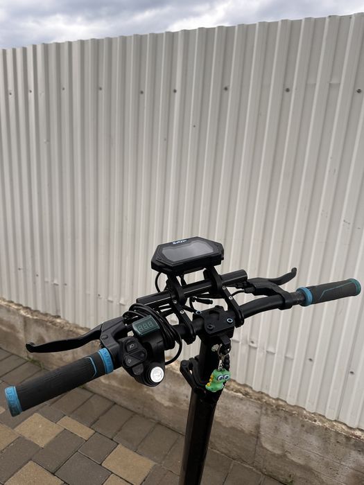 trotineta kukirin G2 master 2024