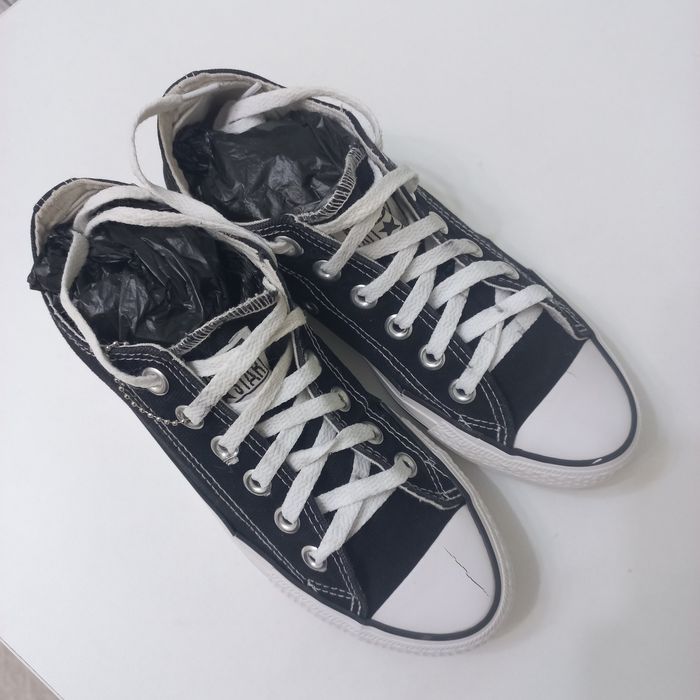 Продам кеды спортивные