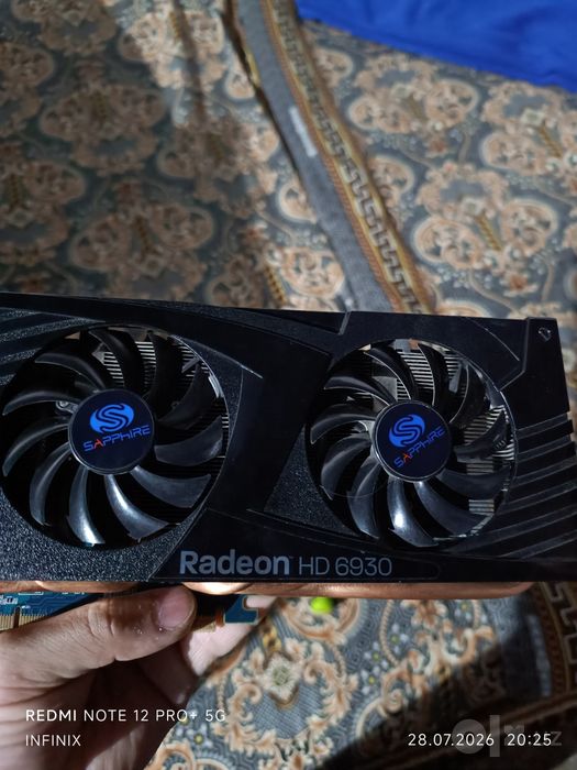 продаётся видеокарта Radeon HD 6930