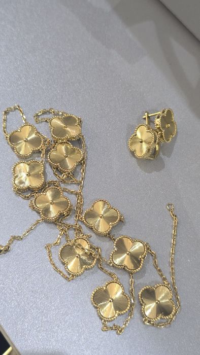 Набор украшений в стиле Van Cleef