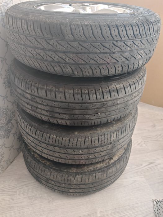 R13 продается с шинами