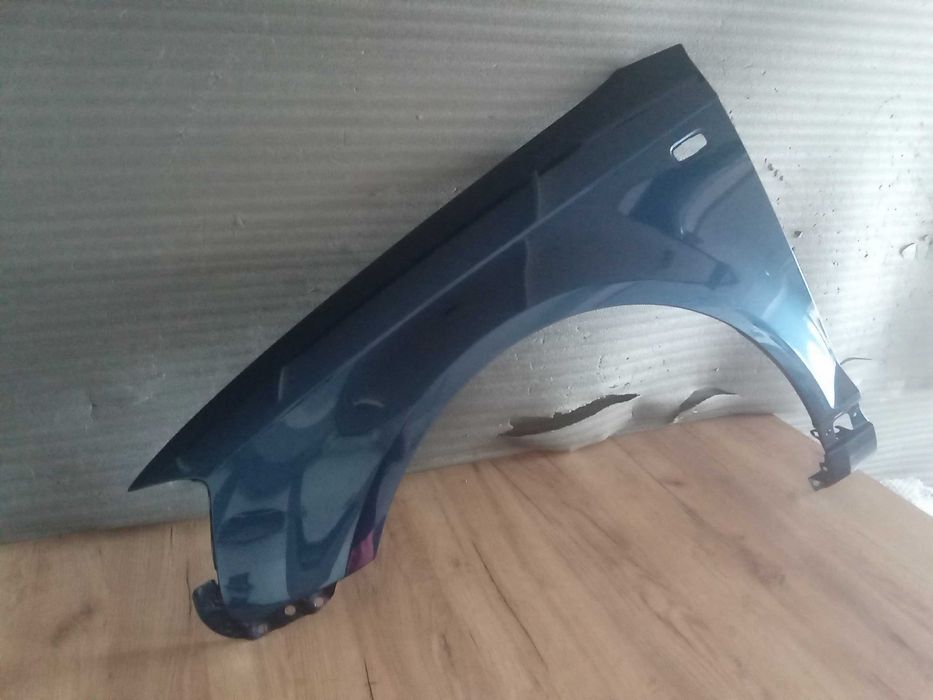 Aripa fata Audi A3 8P Negru Gri Argintiu Albastru Alb Verde Galben Bej