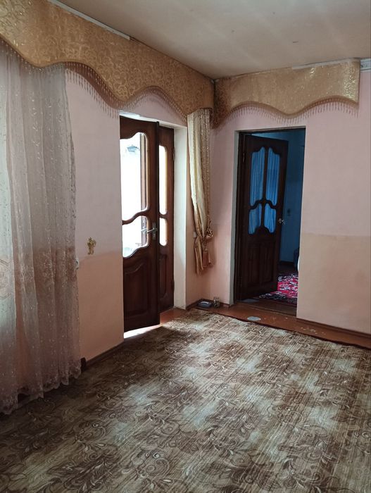 Xovli sotiladi 10sotih katta koʻchada Biznes un joy