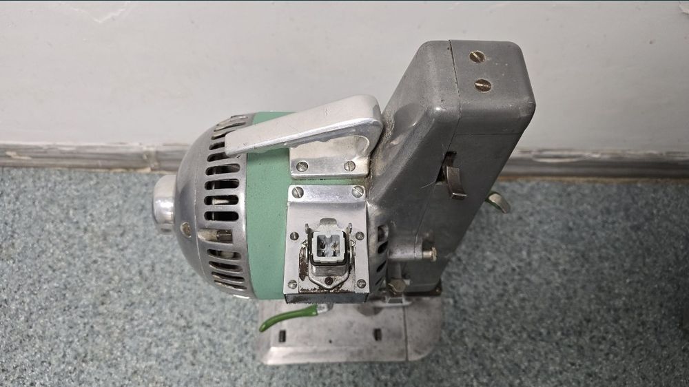 Cutit de croi Wolf Pacer masina taita material