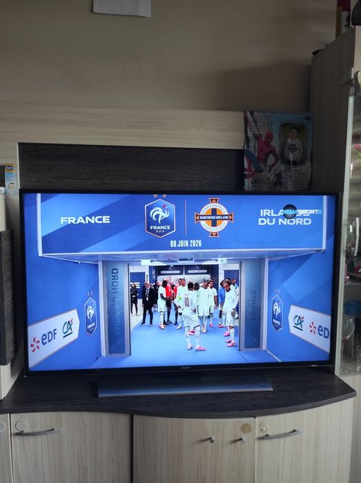 Смарт Телевизор Samsung 50 инча Ultra HD 4K