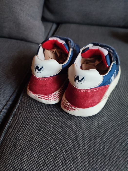 Adidași Naturino originali copii mărimea 27