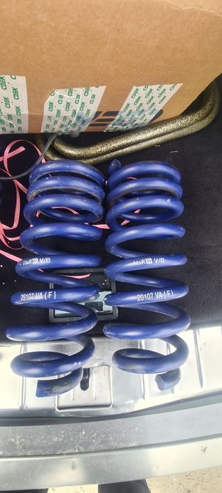 Продам пружины на Q7