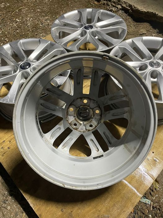 Срочно продам шикарные диски  в идеале.,