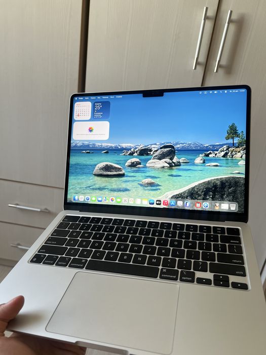 Срочно MacBook Air M3 8/512gb
