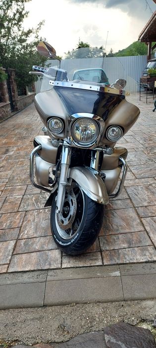 Vând sau schimb Kawasaki Voyager 1700