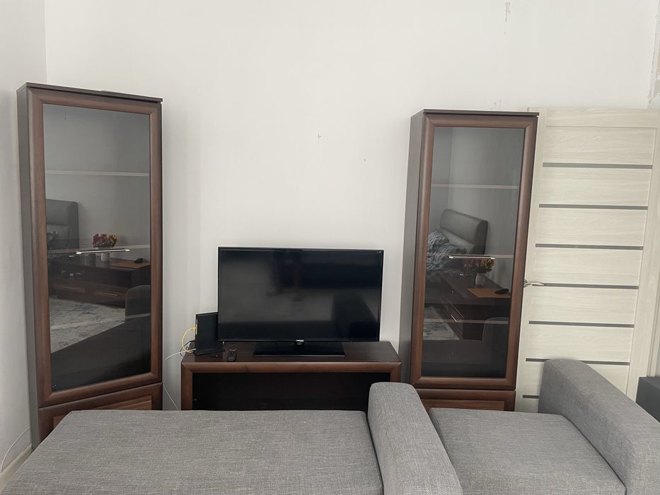 Подставка для телевизора и полки