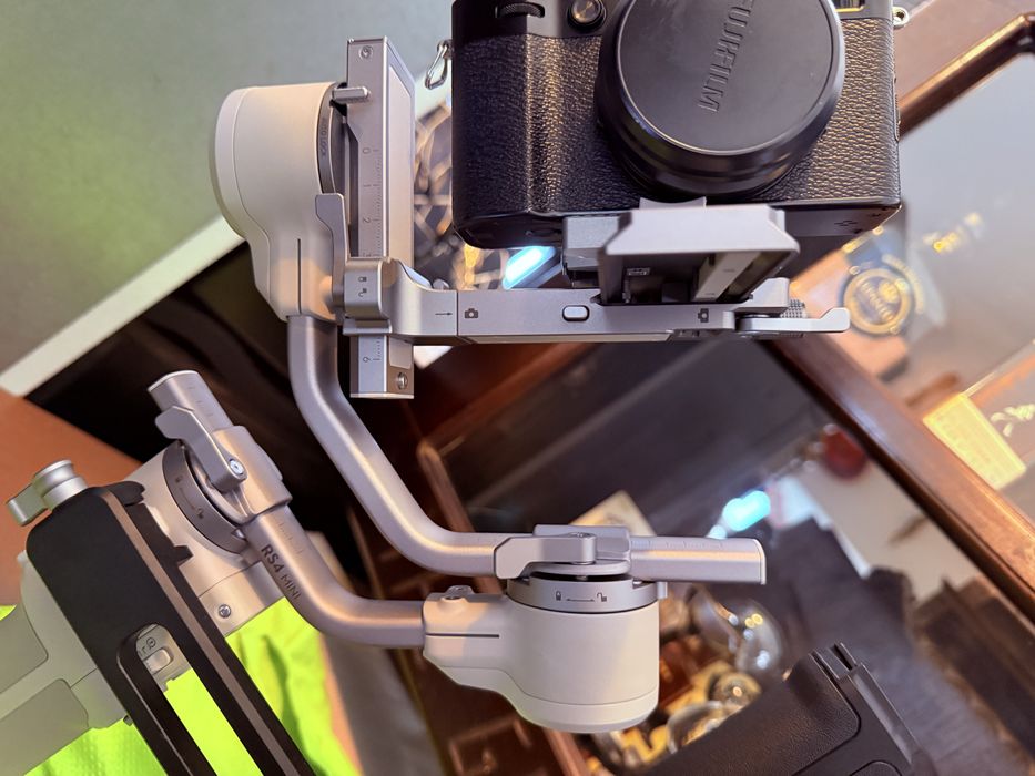 DJI Ronin RS4 Mini + maner “briefcase”