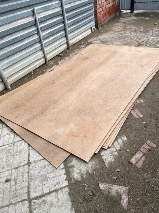 Продам срочно ДВП 275*170
