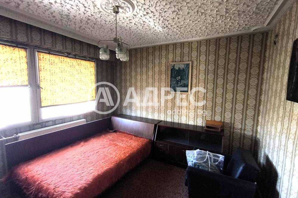 Дава се под наем Двустаен апартамент в Разград, Орел - 58 кв.м за 59000 € - Снимка #2
