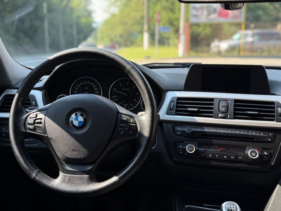 Bmw Seria 3 si in Rate