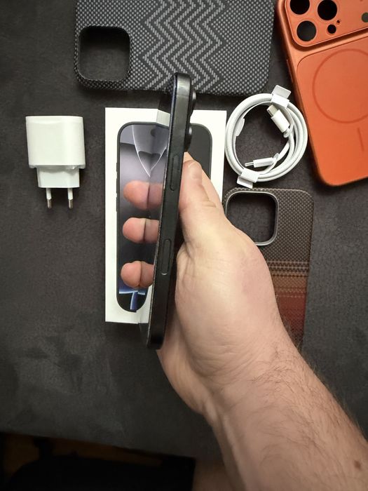 Iphone 16 pro, 93%, neverlock