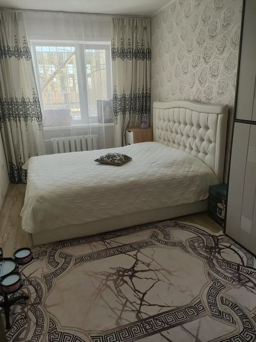 Продам 4-х комнатную квартиру