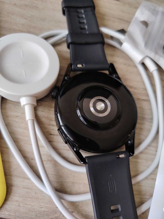 Huawei Gt 3 смарт часовник