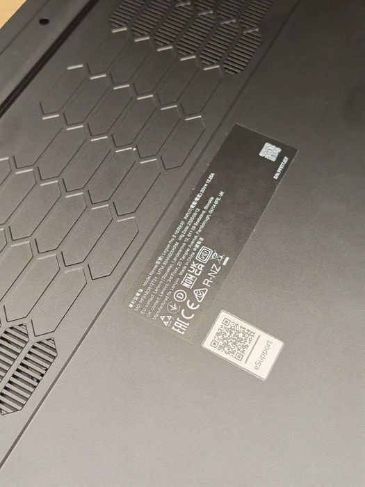 Lenovo Legion Pro 5 16IRX10 i9-14th Gen 32GB Ram 1TB SSD RTX5060 8GB[#125059#]