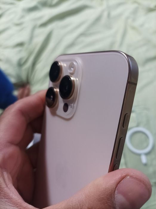 Iphone 16 pro max 92%