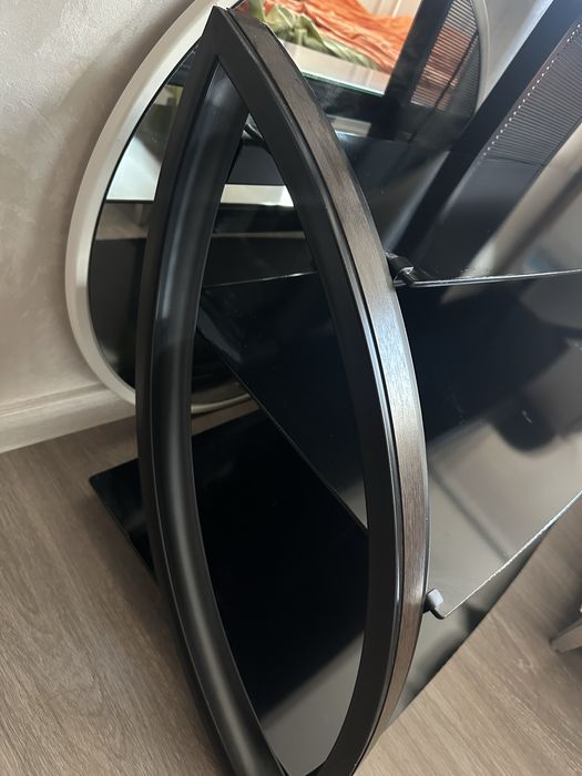 СРОЧНО продается подставка телевизора