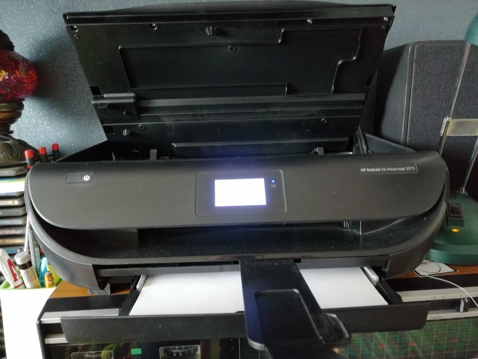 Imprimanta color HP 5075, cu wireless