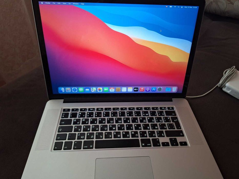 Apple MacBook Pro 15" (Mid-2015, Retina), 16GB RAM, SSD, кирилица