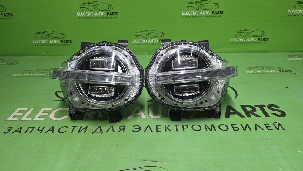 Передние фары TANK