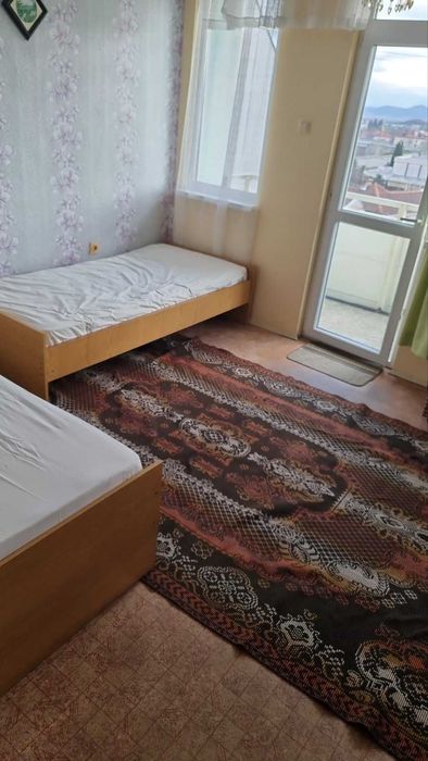 Дава се под наем Тристаен апартамент в Казанлък - 82 кв.м за 229.5 € - Снимка #9