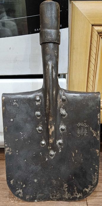 Лопата солдатская СССР