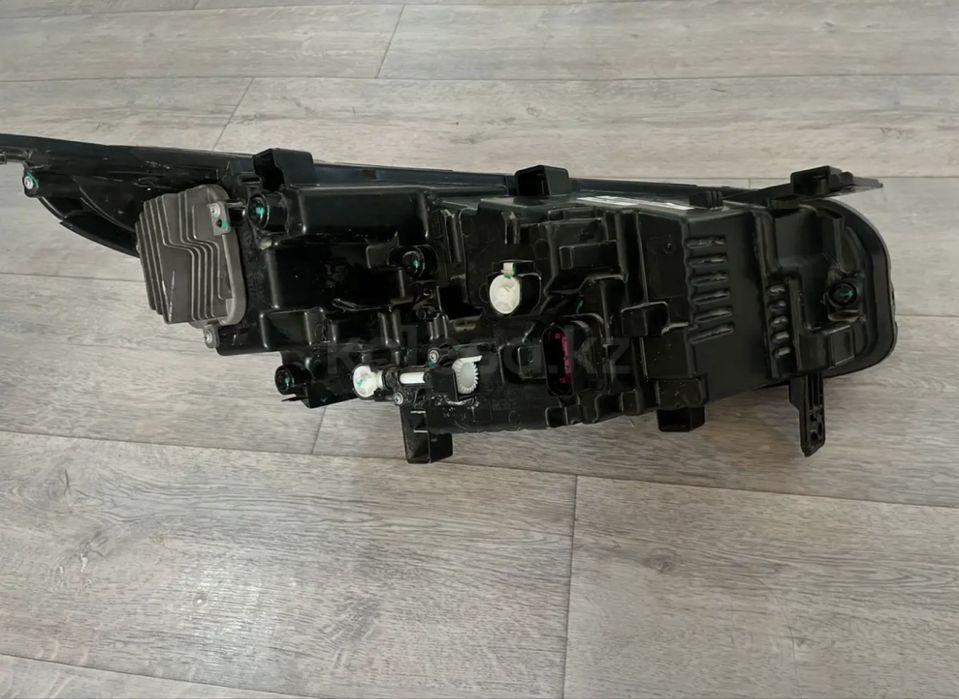 Фара Geely Coolray правый