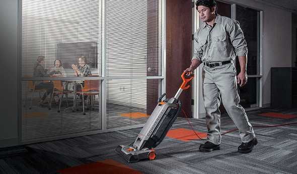 Генеральная уборка. Мойка фасадов и брусчатки. Химчистка мебели ковров