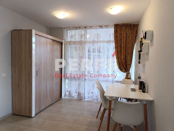 Продава се Двустаен апартамент в к.к. Слънчев бряг - 52 кв.м за 1029 €/кв.м - Снимка #1