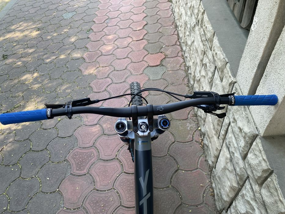YT tues dh 27,5 L 2023