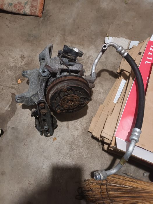 Компресор от климатик на субару форестер 2.5хт.