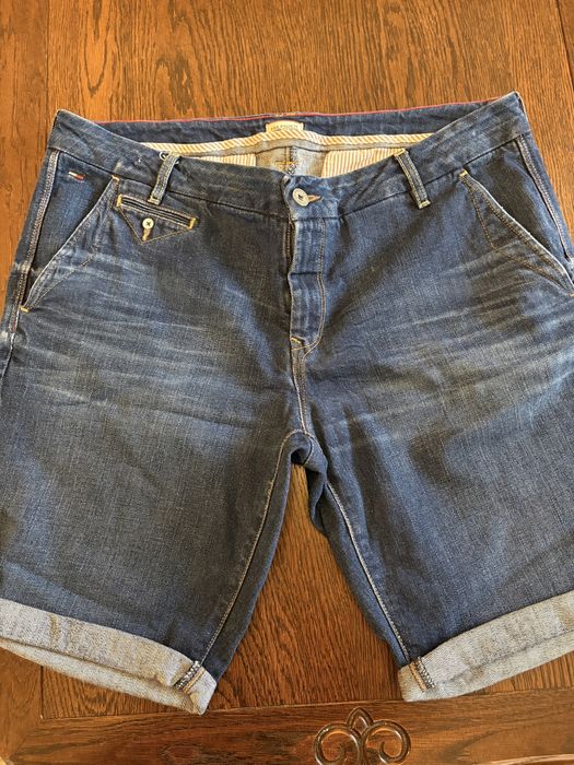 blugi scurti tommy hilfiger 34