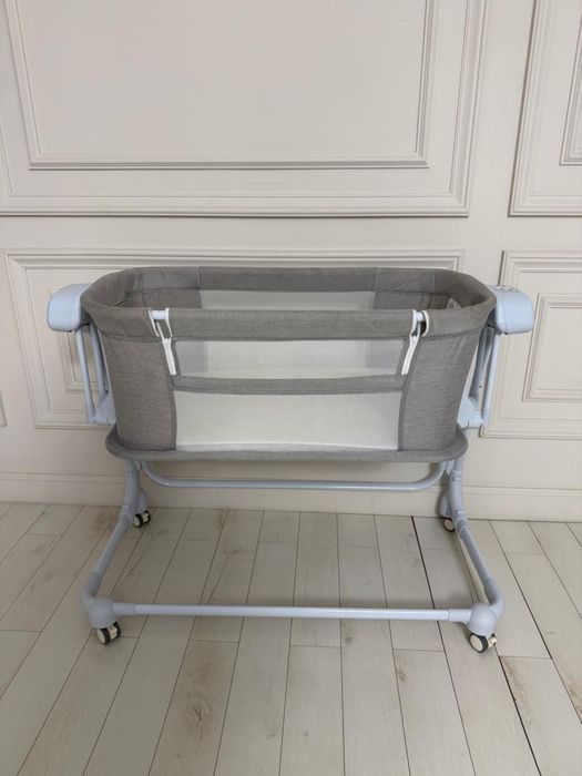 Продам манеж в хорошем состоянии