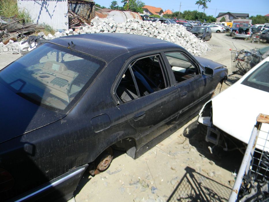 Dezmembrari  BMW 7 (E38)  1994  > 2001 730 d Motorina